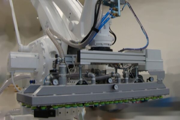 5 - Robot abb testa di presa a ventose