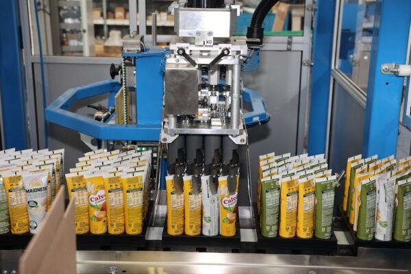 7 - Testa di presa tubetti